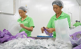 零食企業(yè)與時(shí)間賽跑贏取“新鮮度”，自建基地供應(yīng)堅(jiān)果